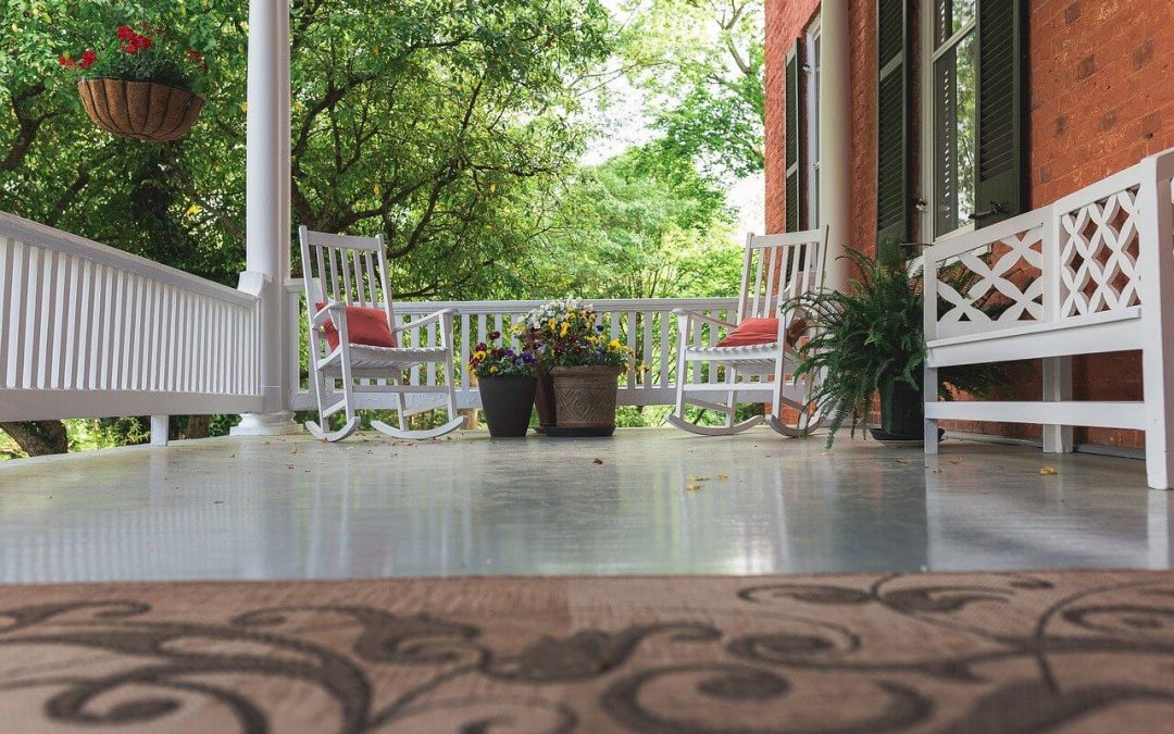 Update Your Front Porch: Ideas and Tips for a Stunning Entrance